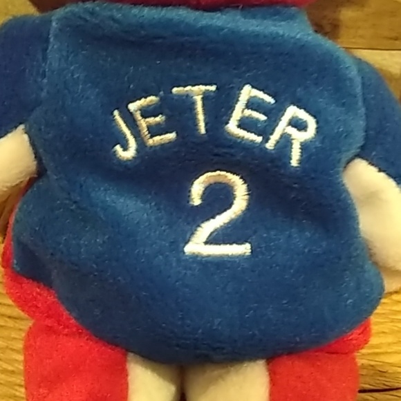 Salvino's Bammers Yankees 4th of July Derek Jeter Bear (1999) #0022 - Picture 5 of 5